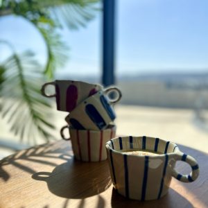 كوب بوهو مخطط ازرق