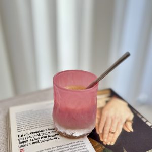 طقم اكواب زجاج باللون الزهر